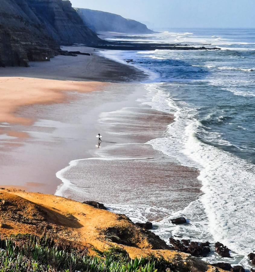 Tika Surf Camp Ericeira Otel Carvoeira Dış mekan fotoğraf